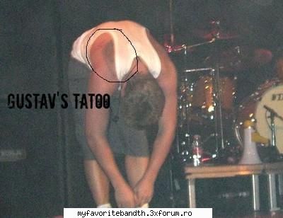 si asta il are :nebun:  :nebun: tatuajele lui gus
